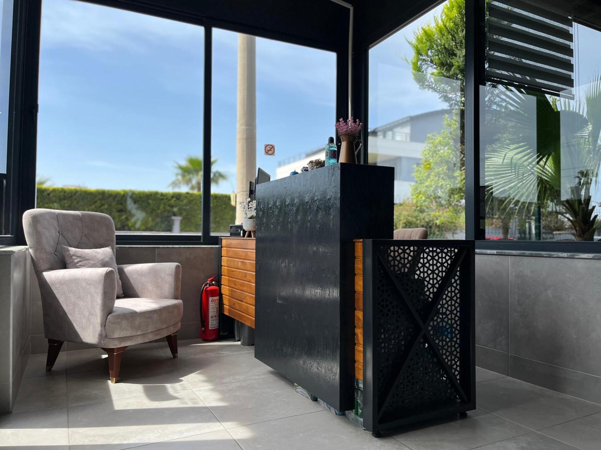Gardenya Lara Suit Hotel Αττάλεια Εξωτερικό φωτογραφία